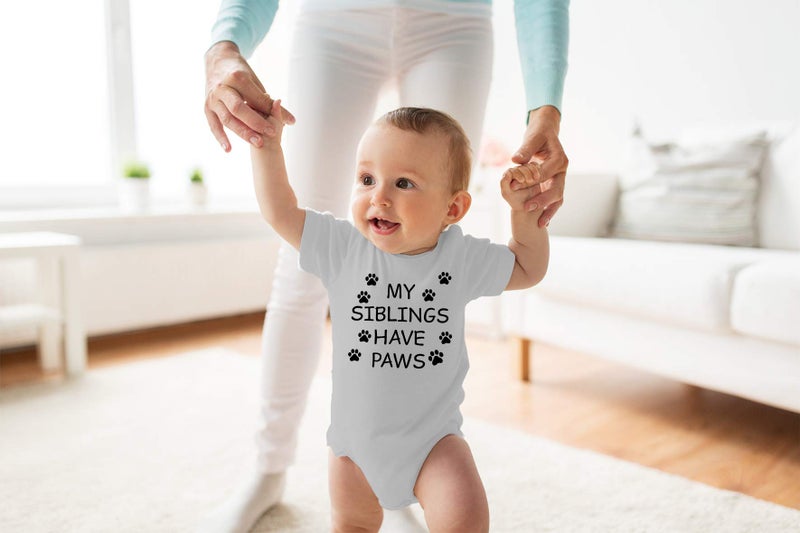 Funnwear أخي أو أختي لديهم مخالب - بدلة أطفال مضحكة - ملابس جديدة لطيفة للأولاد والبنات (6 أشهر، رمادي رياضي) - Image 2